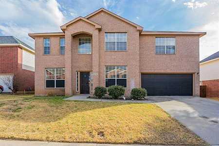 5536 Murton Place Fort Worth, TX 76137