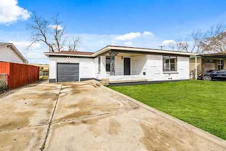 1725 Ridgeview Street Mesquite, TX 75149