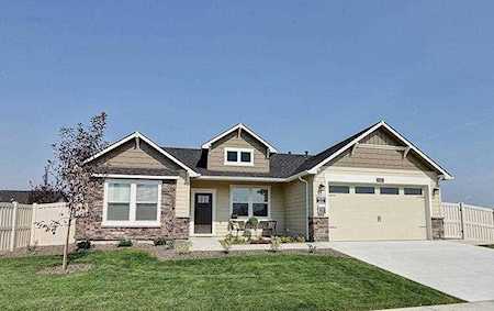1643 Bronte Circle Medford, OR 97504