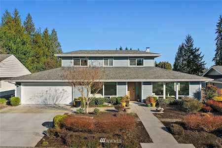 18346 NE 19th Place Bellevue, WA 98008