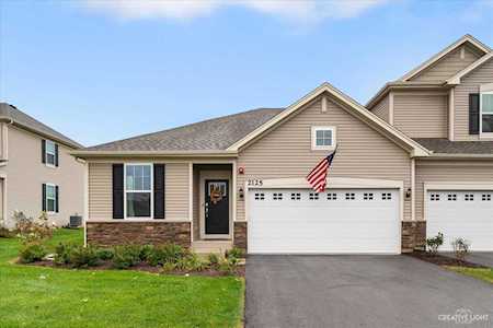 2125 Bluebird Ln Yorkville, IL 60560