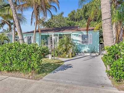 407 South Palmway Lake Worth Beach, FL 33460