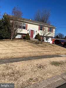 371 Byron Rd Warminster, PA 18974
