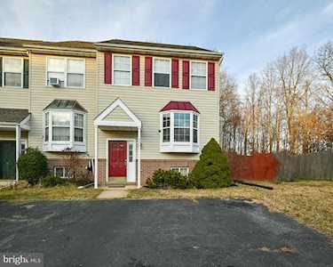 977 Rue Madora Bear, DE 19701