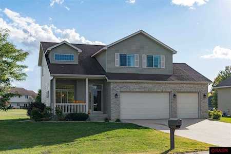 325 Victoria Blvd Mankato, MN 56001