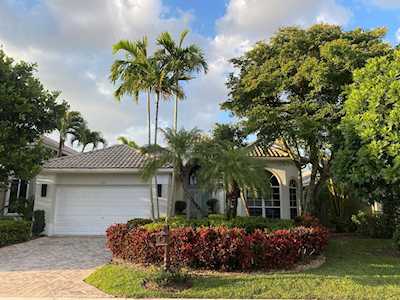 7895 L Aquila Way Delray Beach, FL 33446