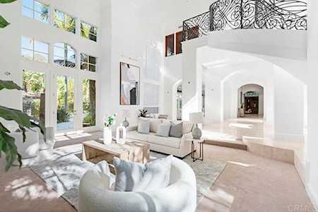 16978 Circa Del Sur Rancho Santa Fe, CA 92067