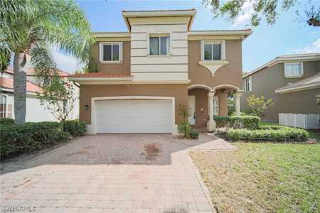 9734 Silvercreek Ct Estero, FL 33928