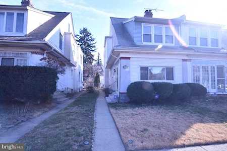 6519 9th St N Philadelphia, PA 19126