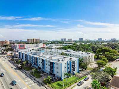 1250 NE 125th St #407C North Miami, FL 33161