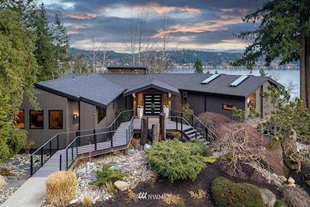 1438 185th Ave NE Bellevue, WA 98008