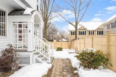 9 Oakley Road Belmont, MA 02478