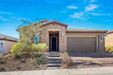 31 Cliffwater St Henderson, NV 89011