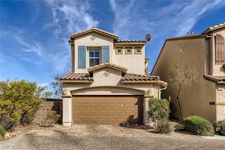 9256 Moonlight Nest Ln Las Vegas, NV 89178