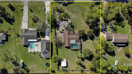 4271 N N 121st Terrace West Palm Beach, FL 33411