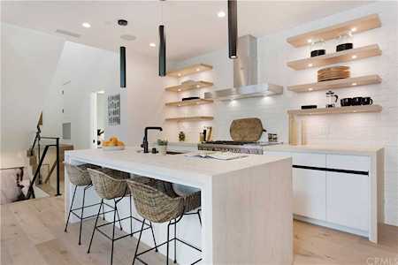 507 1/2 Carnation Ave Corona Del Mar, CA 92625
