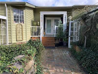 460 Sandy Bend Rd Castle Rock, WA 98611