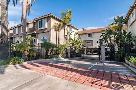 1940 Maple Ave #109 Costa Mesa, CA 92627