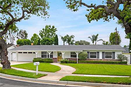 1737 Centella Place Newport Beach, CA 92660
