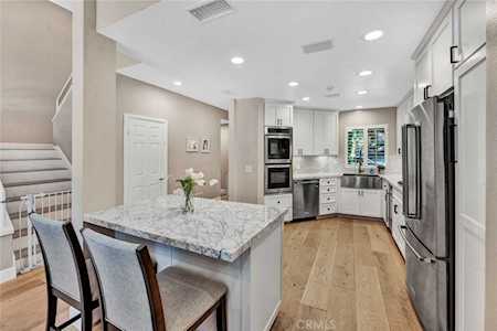 206 Hartford Dr #121 Newport Beach, CA 92660