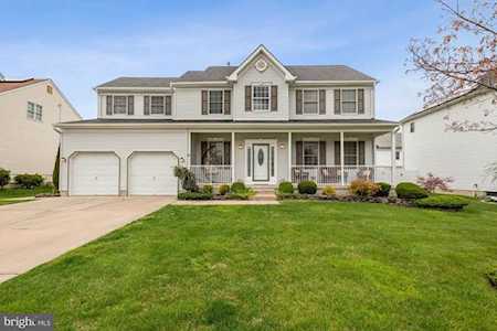 21 Honeysuckle Dr Sewell, NJ 08080