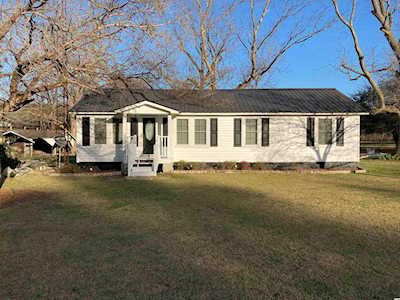 3296 Bullard Rd. Hemingway, SC 29554