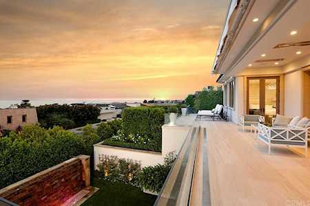4521 Roxbury Rd Corona Del Mar, CA 92625