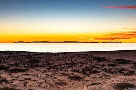 1556 E Oceanfront Newport Beach, CA 92661
