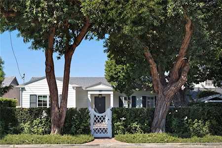 527 Santa Ana Ave Newport Beach, CA 92663