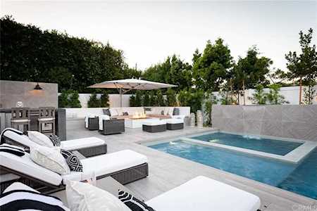 914 Chestnut Place Newport Beach, CA 92660