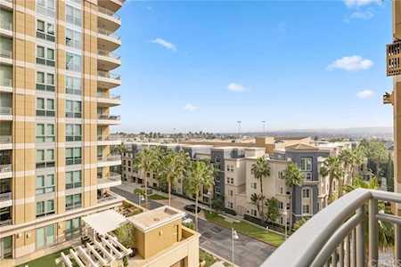 5072 Scholarship Irvine, CA 92612