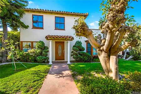 225 Via Lido Nord Newport Beach, CA 92663