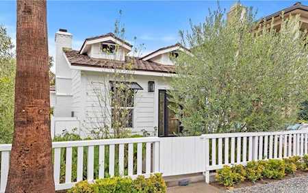 2671 Crestview Dr Newport Beach, CA 92663