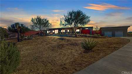 49257 Live Oak Dr Morongo Valley, CA 92256