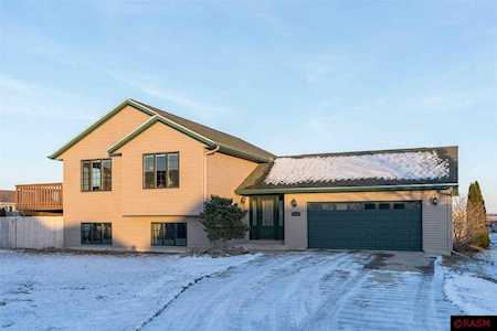 129 Uriah Ct Mankato, MN 56001