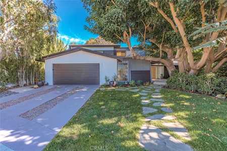 341 Vista Baya Costa Mesa, CA 92627