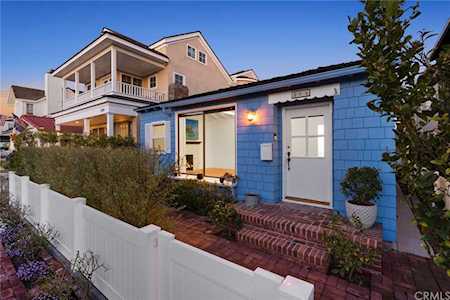 206 Apolena Ave Newport Beach, CA 92662