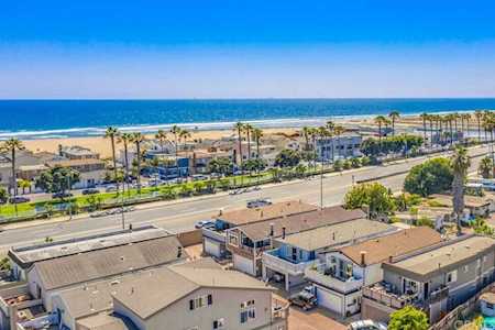 205 David Dr Newport Beach, CA 92663