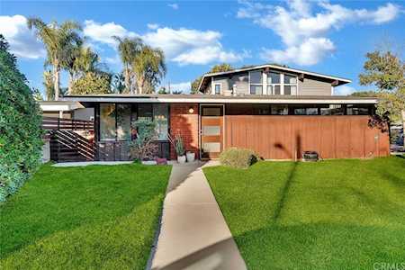 246 Cabrillo St Costa Mesa, CA 92627