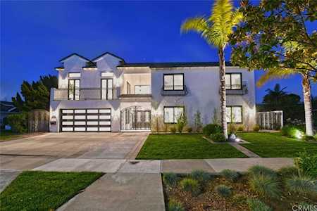 1827 Mariners Dr Newport Beach, CA 92660