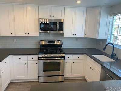 19 Woodleaf Irvine, CA 92614