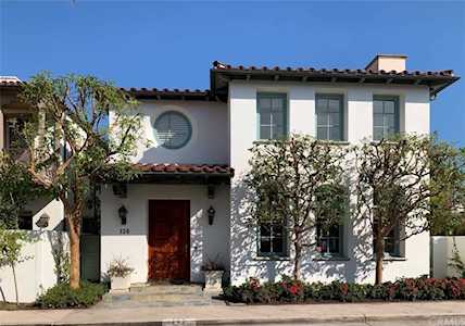 126 Via Koron Newport Beach, CA 92663