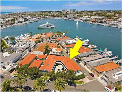 125 Via Antibes #5 Newport Beach, CA 92663
