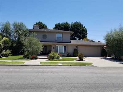 2822 Stromboli Rd Costa Mesa, CA 92626
