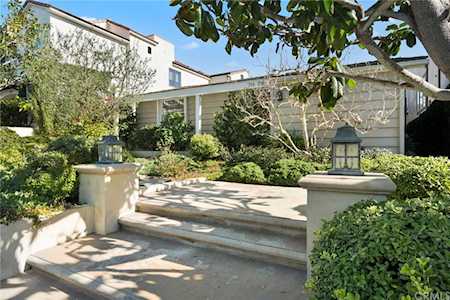 714 Narcissus Ave #1 Corona Del Mar, CA 92625