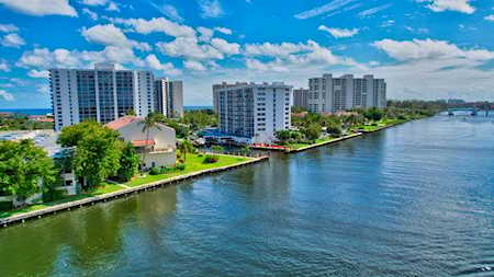 4744 S Ocean Boulevard #Th9 Highland Beach, FL 33487