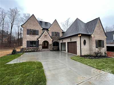 6014 Old Providence Ln Charlotte, NC 28226