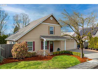 1223 S Aspen Way Canby, OR 97013