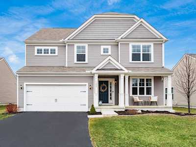 1355 Twelve Oaks Court Blacklick, OH 43004