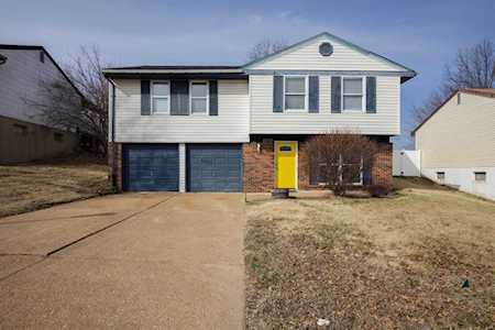 5357 Gloucester Rd High Ridge, MO 63049